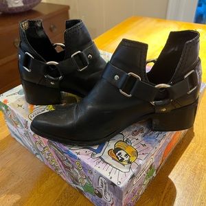 Steve Madden cowboy boots